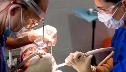 Ağız Diş ve Çene Cerrahisi